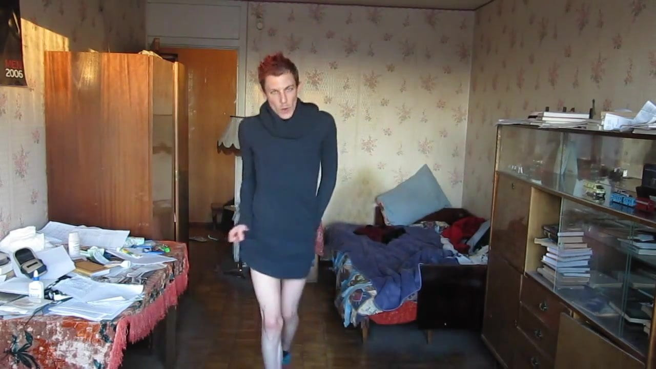 TWINK IS ALWAYS HUNGRY FOR RAW COCK