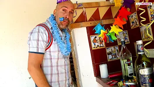Versaute party mit milf mit dicken möpsen und stiefon