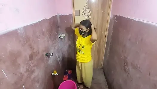 Viral sexy video of a Bangladeshi stepsister