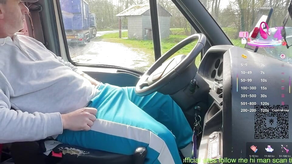 During my stream, a truck driver was very interested