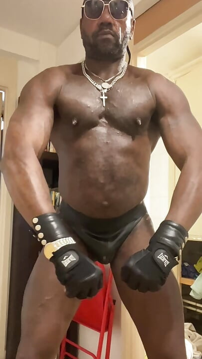 Black Muscle BBC Big Butt Leather Latex Flex & Wank