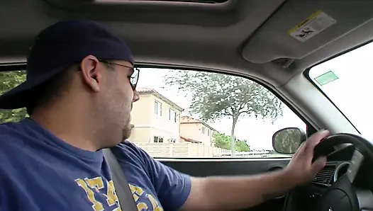 Blondes teen mit kleinen titten reitet schwanz und wird gesichtsbesamt