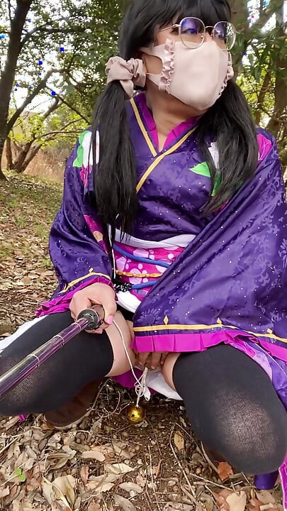 No104 A phantom kimono beauty who appeared in the winter countryside A crossdresser walks in the sun - Part 1