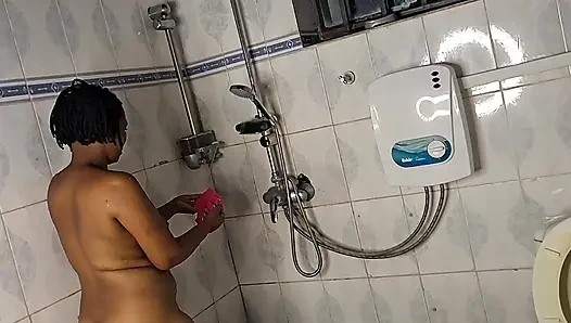 Fışkırtarak siyah amcık azgın üvey anne
