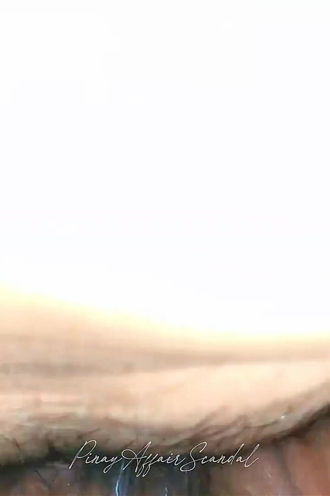 Saya secara tidak sengaja memancut ke dalam pepek ketat adik tiri saya yang tidak bersalah