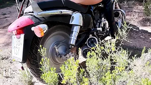 Vibrations in My Motorcycle That Make Plants Move with the E