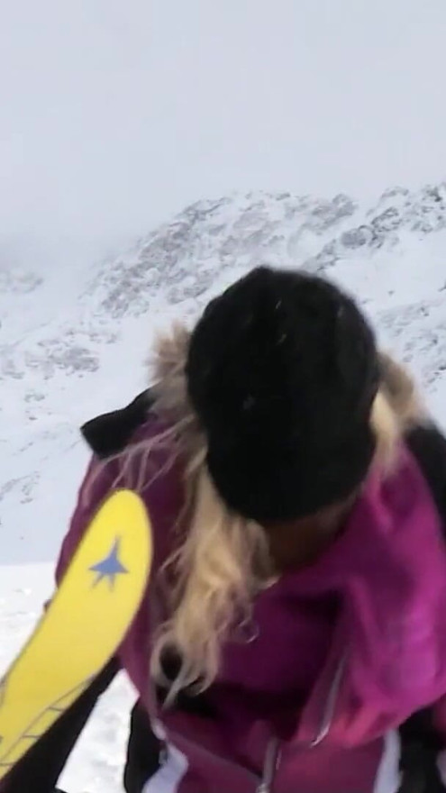 German Mature Wife Julia Pink give risky Blowjob to Conny Dachs at Public Ski-Lift at Holiday Resort | Clip 1