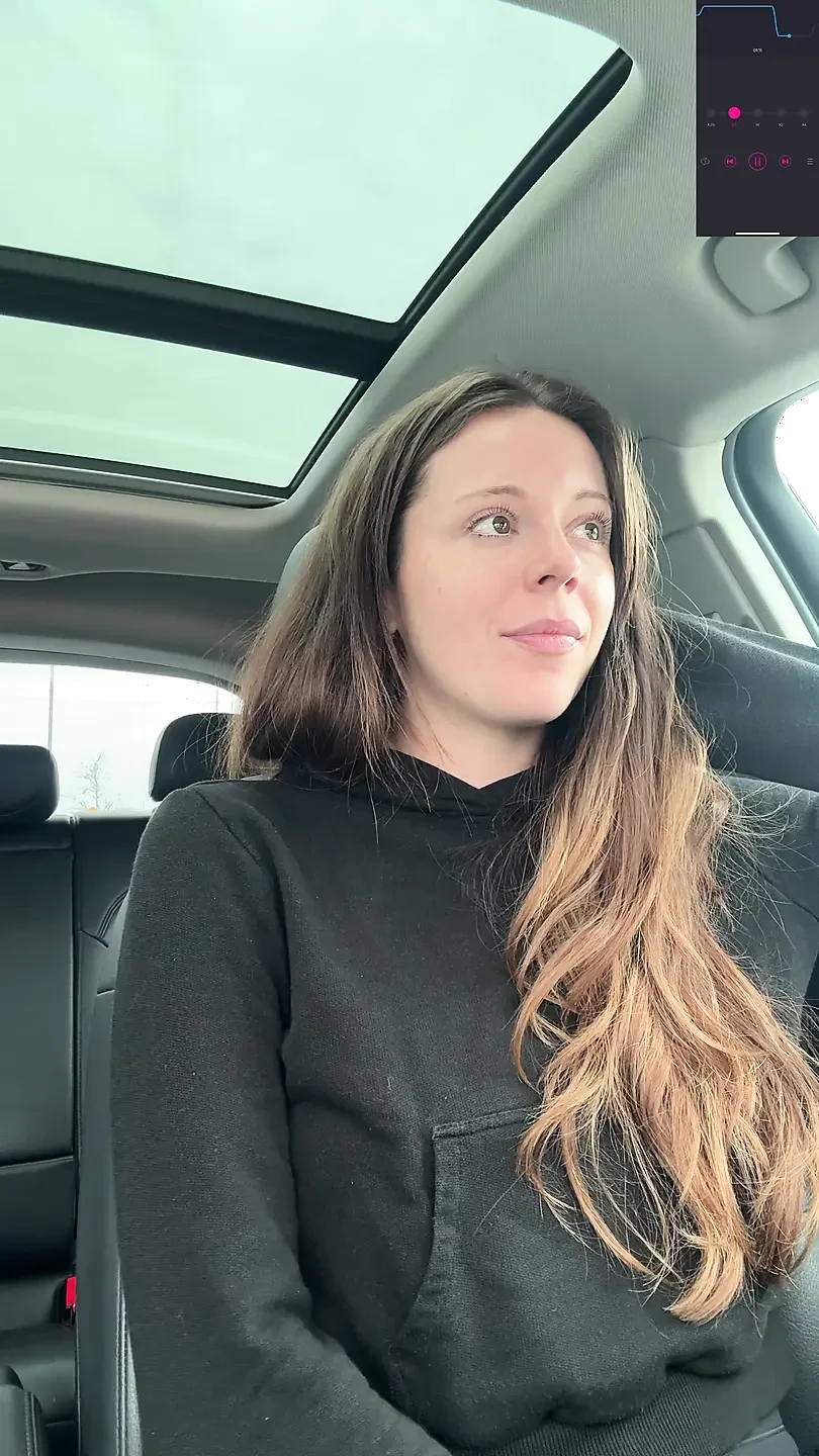 Canadian Hottie Gets off in the Drive Thru!