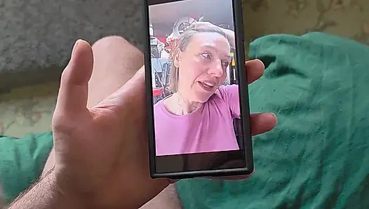 Случайное лицо с лучшей подругой моей маы, милфа обернулась на возбужденный звонок она ненасытная волосатая зрелая