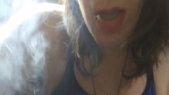Cd mariquita nikki lace fumando fetiche
