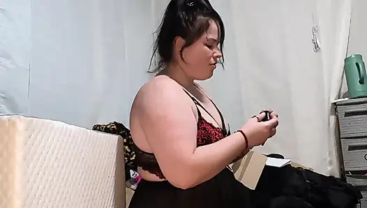 Bersihin kamarku sama aku pt. 1