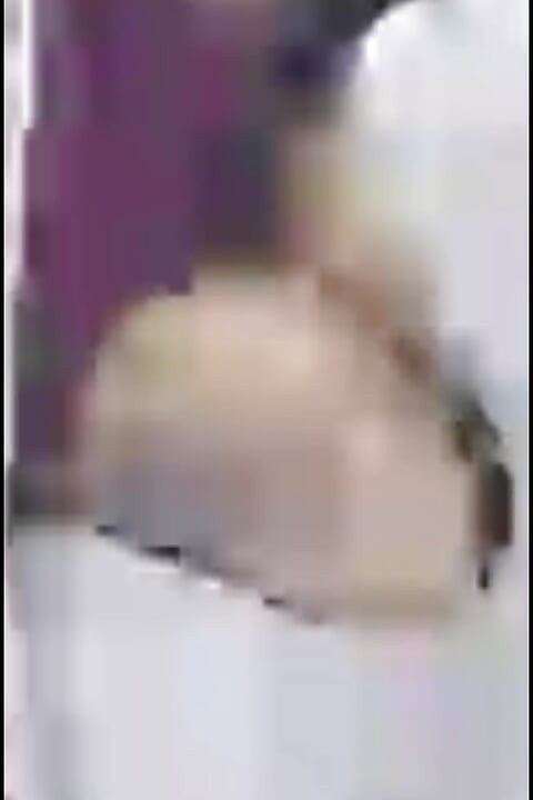 Bangladeşli çalışan kız sahibini sikiyor.