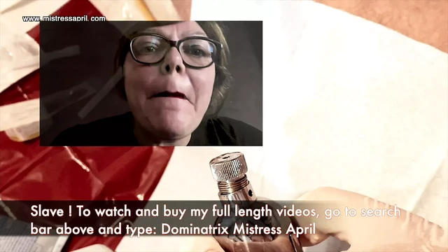Dominatrix Mistress April – Controls slave’s pee hole