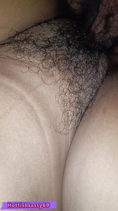 Indian Dirty sassy Fuck av Huge Cock and Guy utnyttet gammelt pickup-opplegg for å trenge inn i indisk jente i hennes våte fitte