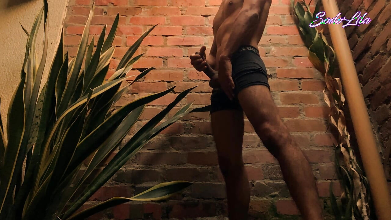 Daily solo fun, until I find a girl to make videos with again. D-5