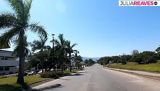 Geile milf lutscht riesigen schwanz des liebhabers hart im auto