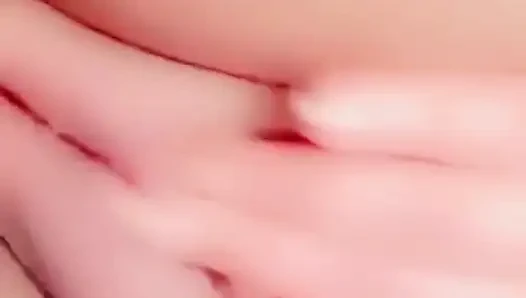 Who Wants to Lick M'y Pussy