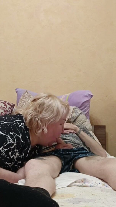 neighbor sucks every last drop of cum out of cock | Clip 1