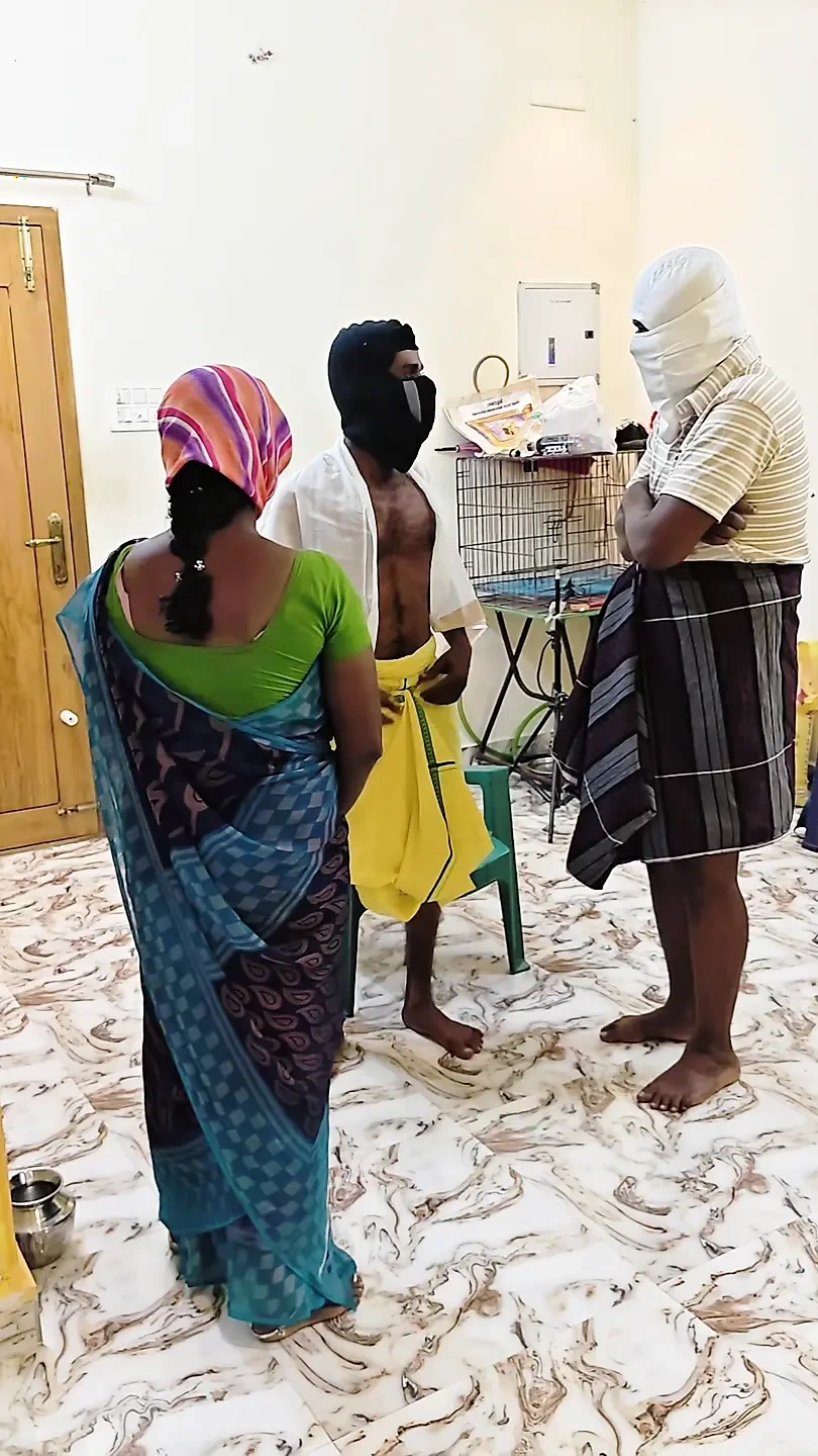 Nattamai和他的助手乱搞天真的家庭主妇