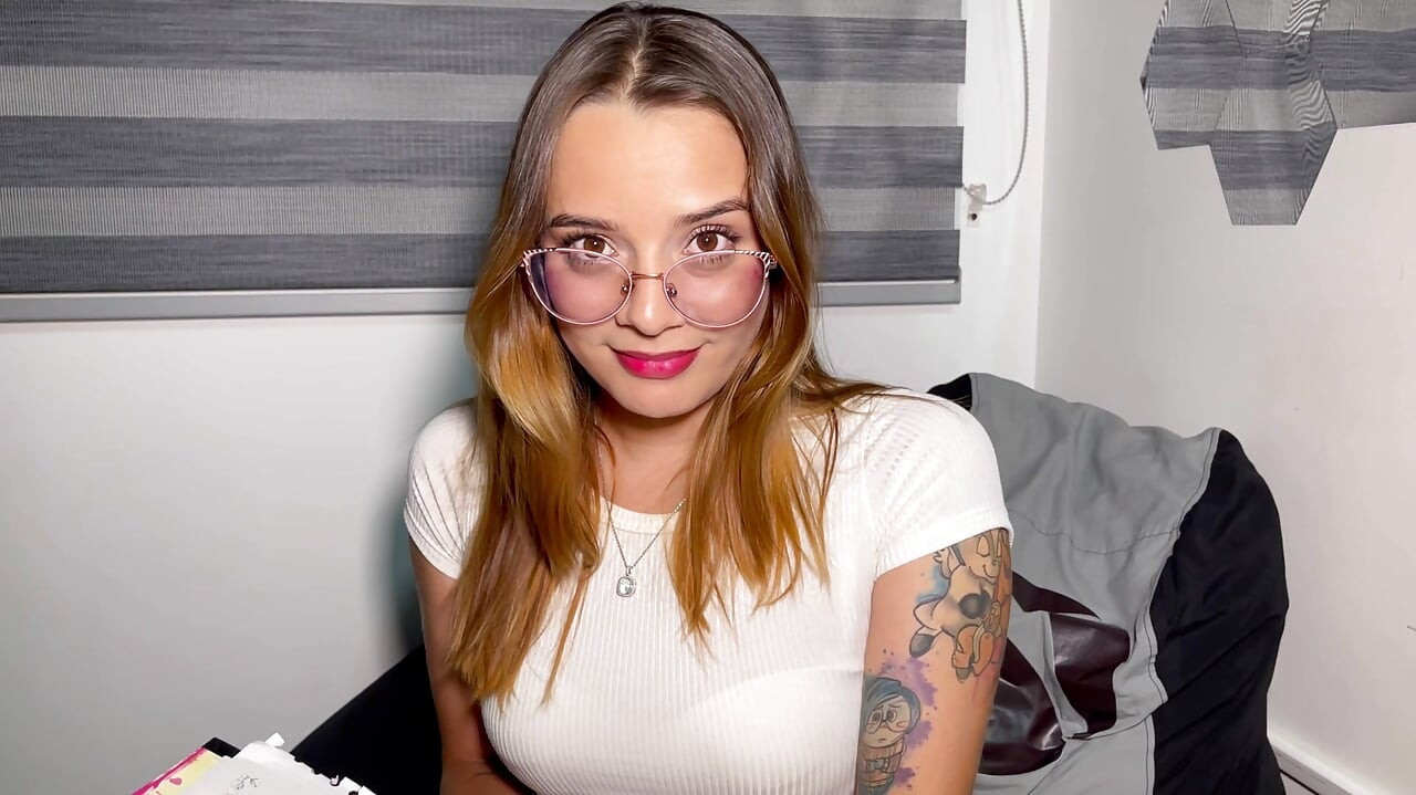College student teases her classmate to get help on the exam