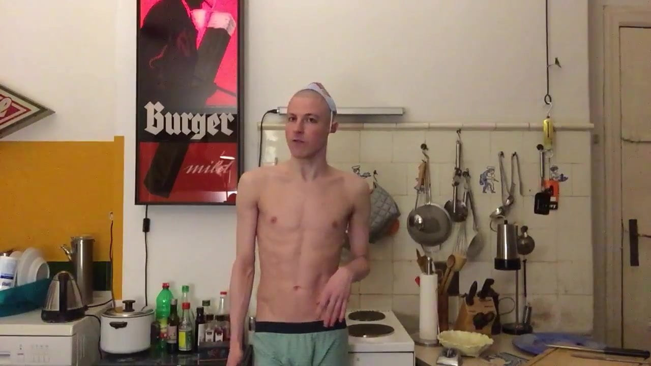 TWINK IS ALWAYS HUNGRY FOR RAW COCK