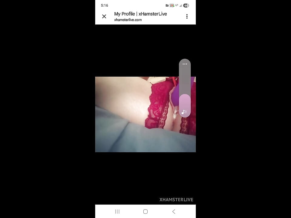 오르가즘을 느끼는 나 자신을 지켜보는 중