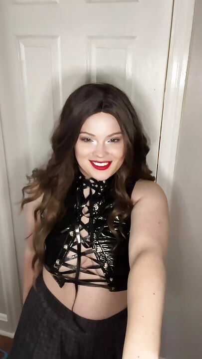 MILF Cuckolds Her Fuck Buddy with the Biker Gang Role Play