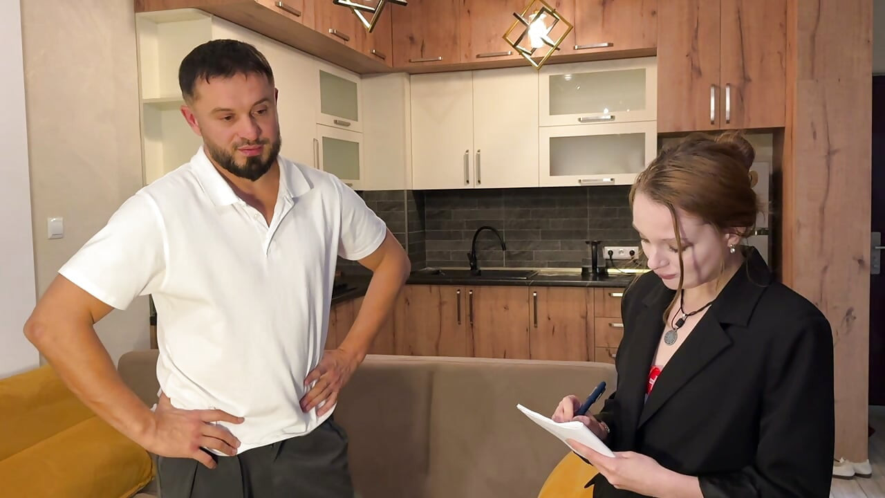 Cô có thực sự là bác sĩ không? Chồng em không thể cương cứng được - làm ơn, hãy giúp em!