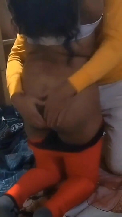 NEWLY MARRIED DESI COUPLE SEX WITH HINDI AUDIO | Clip 1