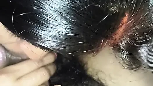 Bhabhi ne dewar ka lund chus kar uska garam gram Pani pe