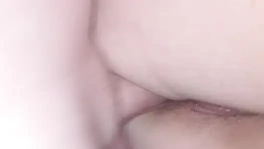 Анальная шлюшка и кримпай