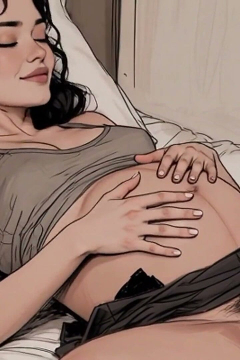 9 Months Pregnant Woman Masturbates Her Thick Hairy Wet Pussy