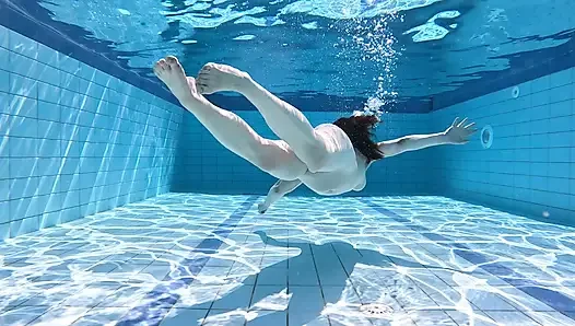 Swimming Fetish - Underwater Swimming Naked