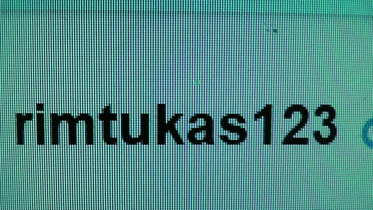 MAMUŚKI. Solo dla przyjaciół. Seksowne dojrzałe palce mokre cipki, sperma i silny orgazm. Ręczna robota tryska squirt. Duże naturalne cycki tyłek