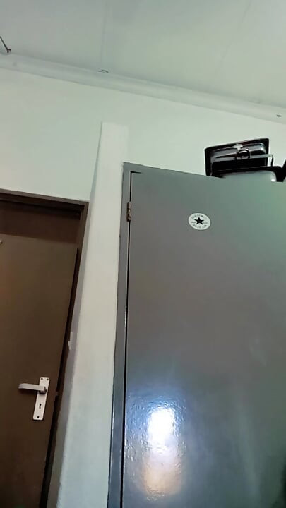 Kiki najśmiejsza dziewczyna cieszyć się jej filmem