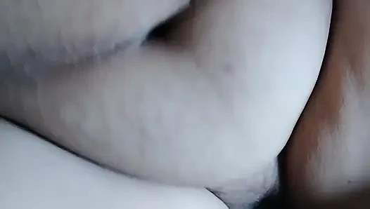 Kelantan Malezyalı dul kadın büyük memeli hintli batang oynuyor