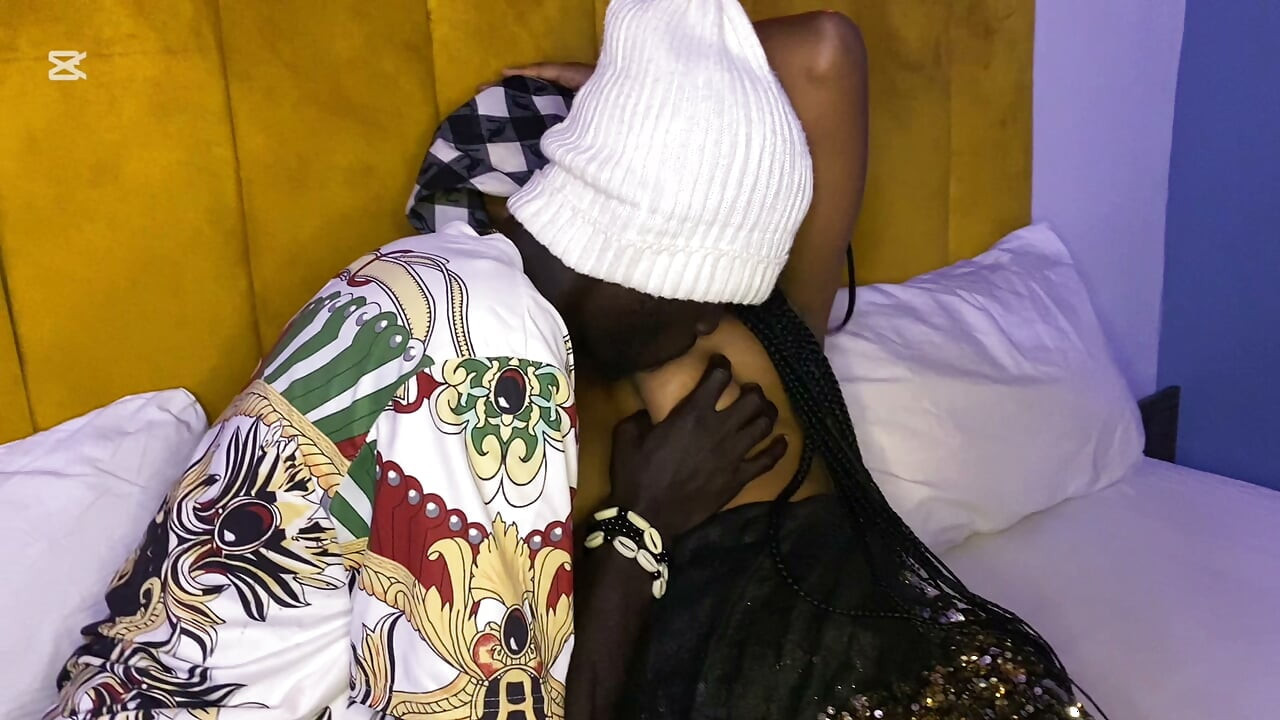 Light skin bhadie got fucked by a black god