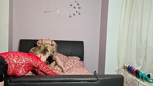 Женщины, беременные, обувь и раб!