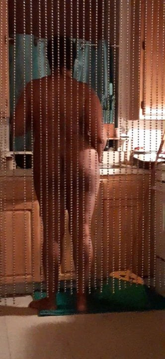CUM PAY A VISIT