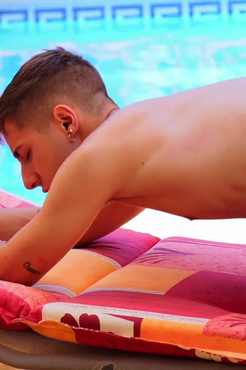 Staxus: Pool Cum Romance!