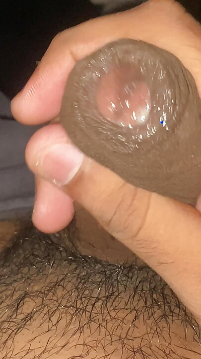 Apne mote or lambe lund ka paani nikalte huwe