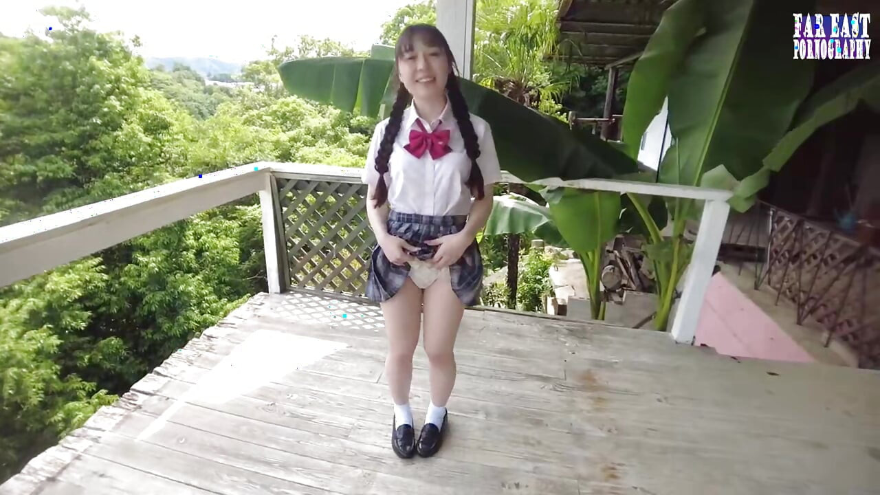 Slick Outdoor Tease με ροζ μύτη F Cup Ομορφιά εμποτισμένη με λάδι Μέρος 2