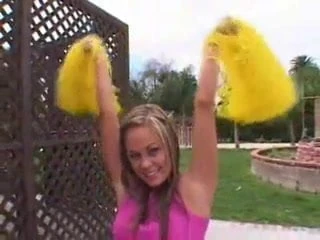 cheeleader wants to cum