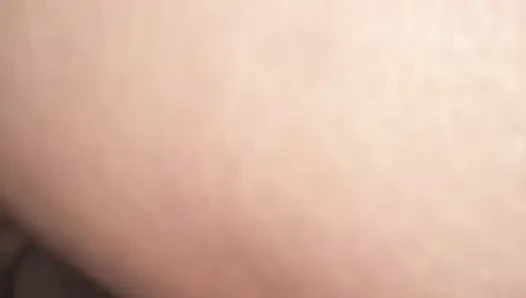 Wanita dewasa lagi mandi dan berujung ngentot pantat aduhai