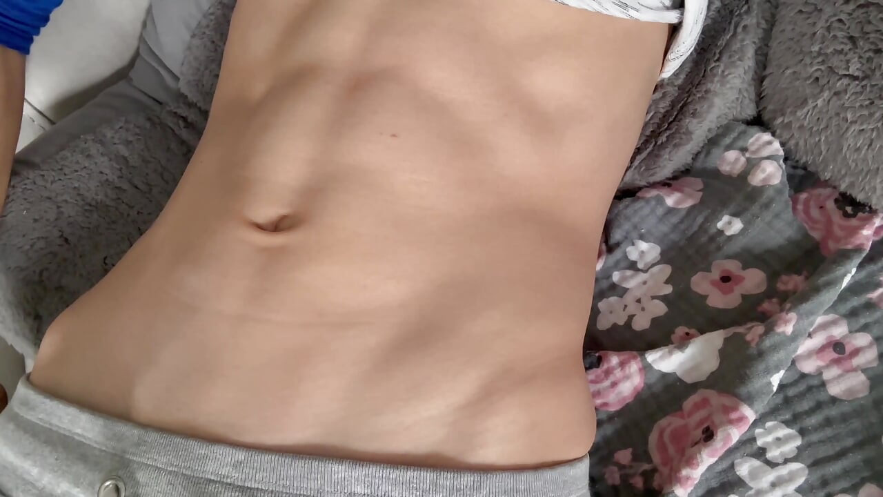 กระดุมหน้าท้องของกูมีบุคลิกภาพ, ปิดเสียง