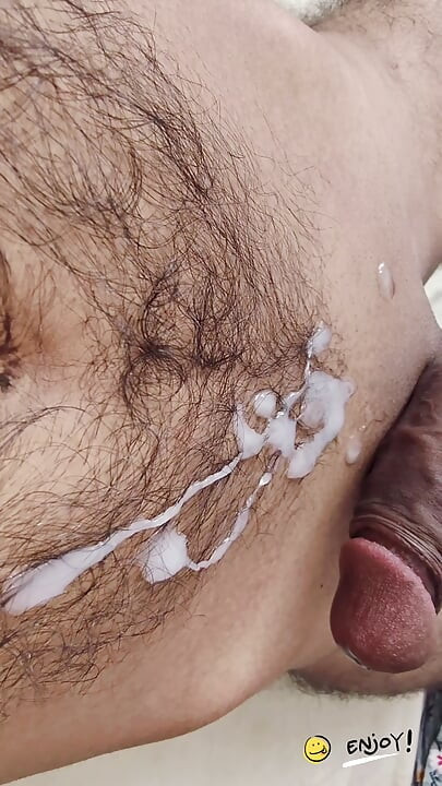 Priya bhabhi sucked my cock for the first time with her tongue.