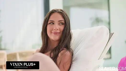 SLAYED загорающих красоток Надежда Heaven и Vixi Rafi рвут их бойфренда для одной девушки-тайма