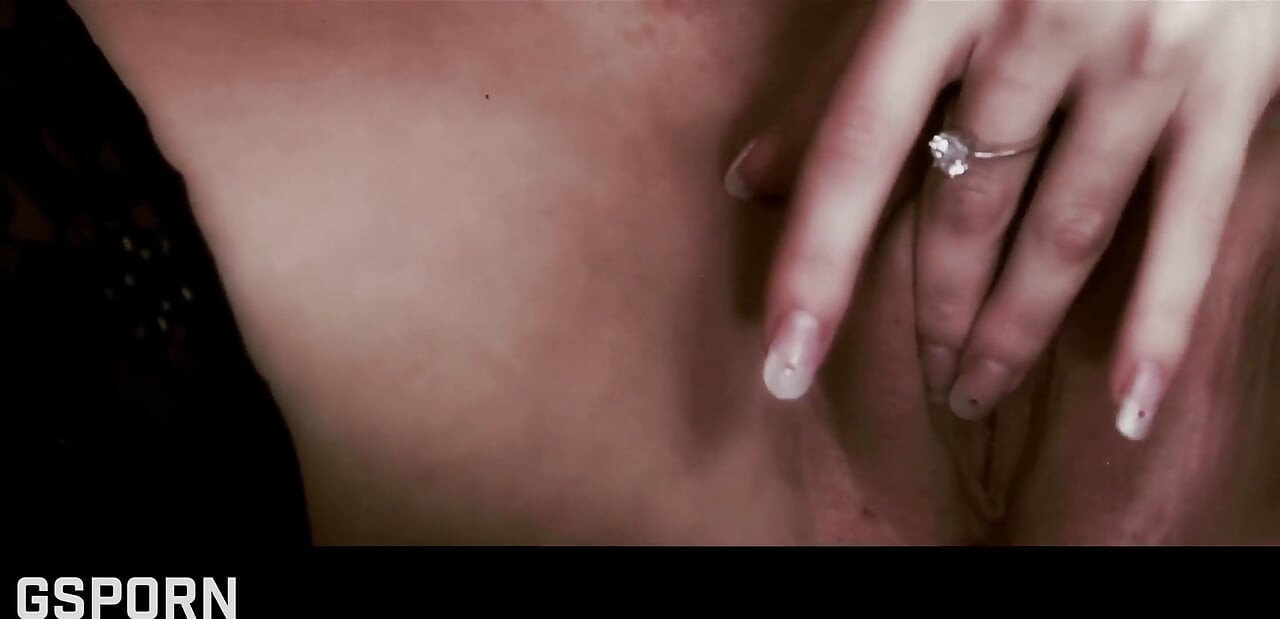Romantic Lesbian Sex with Sensual MILF and Kissing Love