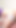 いたずらっ子がいろんなおもちゃで遊んでいます。