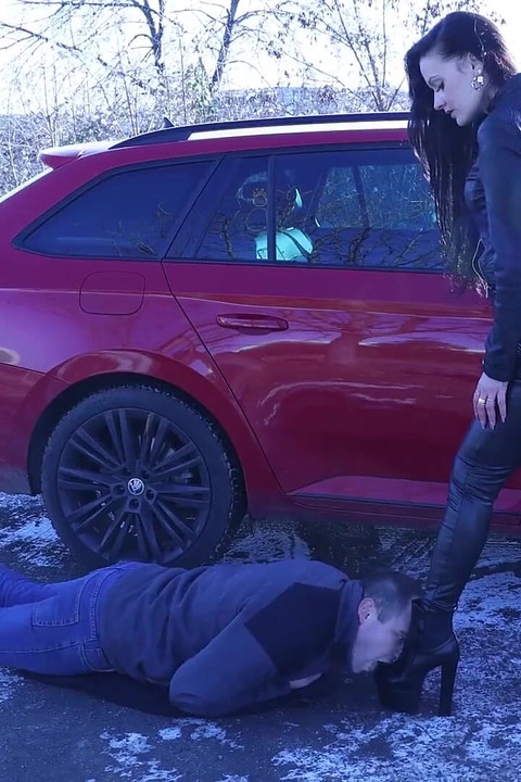 Public Boot Cleaning Slave Earning His Pay